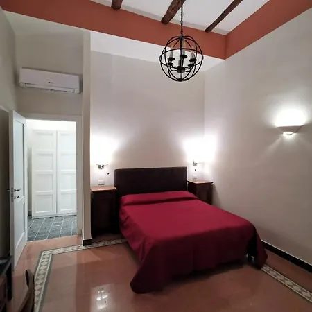 Bed and breakfast Mergellina 121 Apartment's Nápoles
