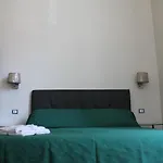 Mergellina 121 Apartment's Alojamento de Acomodação e Pequeno-almoço