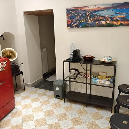Mar - Mergellina Apartment'S Rooms Oda ve Kahvaltı *