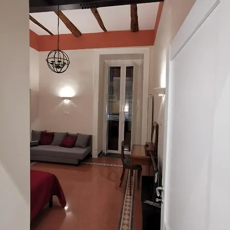 Mar - Mergellina Apartment'S Rooms * Neapol